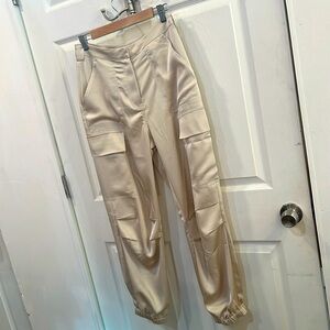 New without tags. Skies Are Blue Satin Cargo Jogger in Cream
